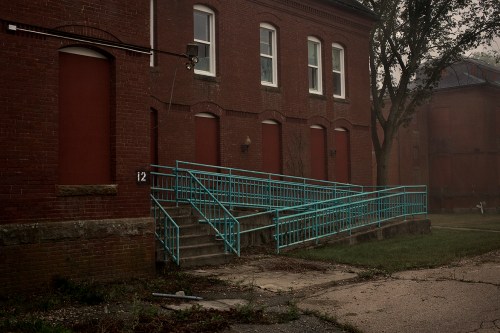 MSH-blue railing-20151026