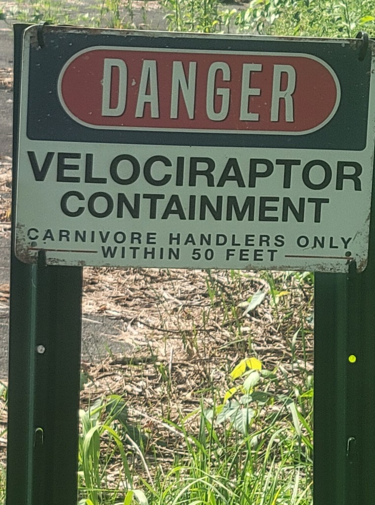 velociraptor containment 